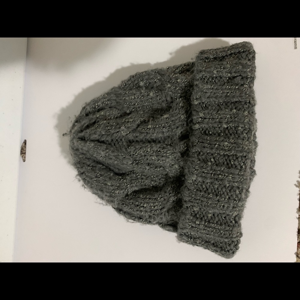 Grey beanie